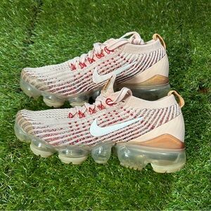 Nike Womens Air VaporMax Flyknit 3 Pink Running Shoes Sneakers Sz 5